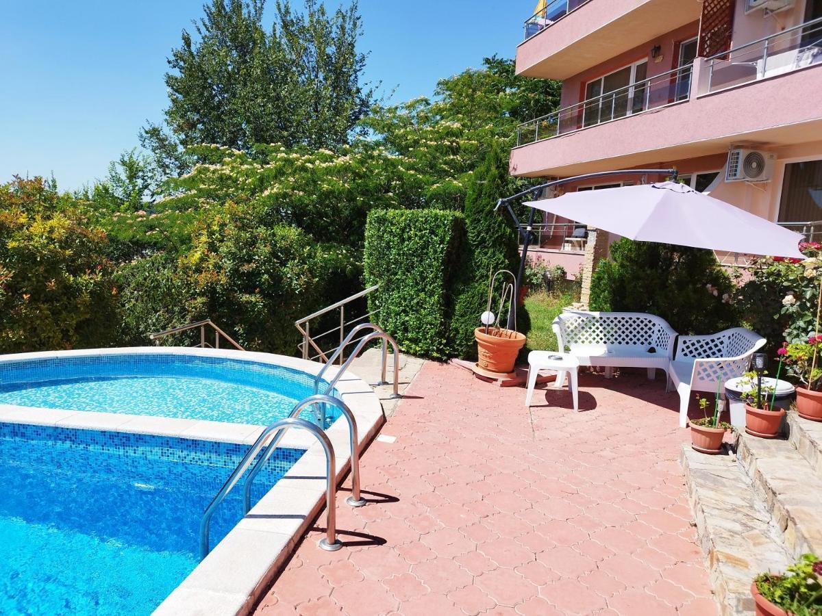 Apartament Green, Quiet And Beautiful 1 Kawarna Zewnętrze zdjęcie